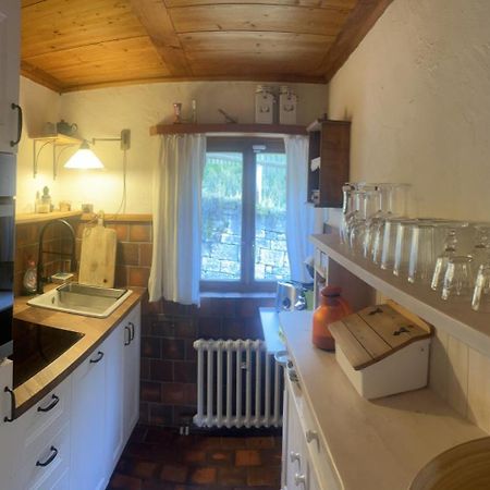 Ferienhaus Kobolzeller Schloesschen A.D.Weinsteige 罗滕堡 外观 照片